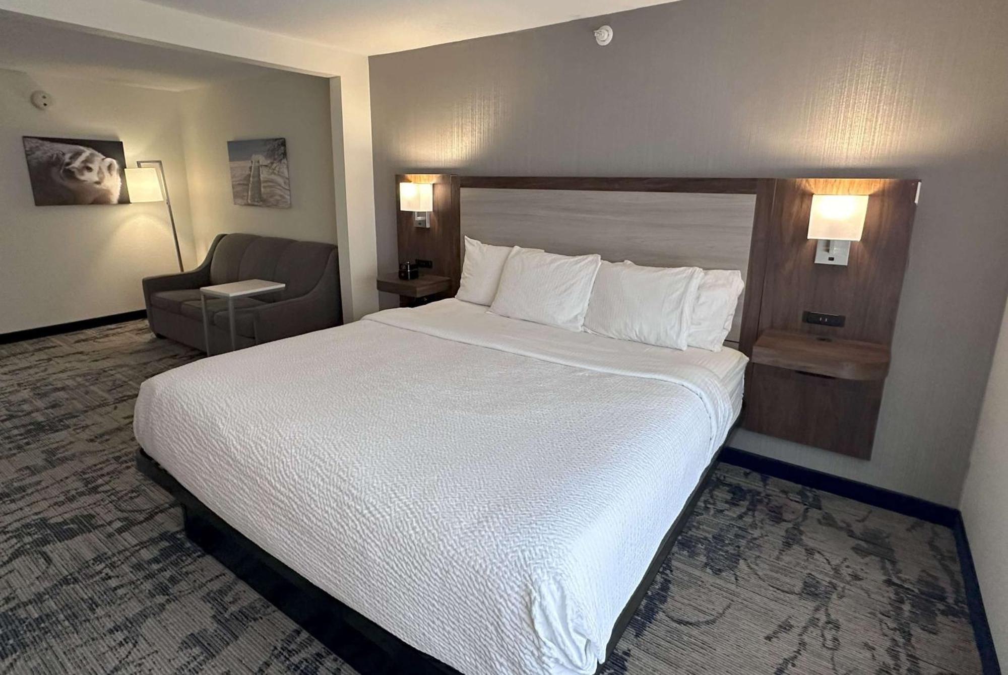 La Quinta By Wyndham Milwaukee Sw New Berlin Exterior foto